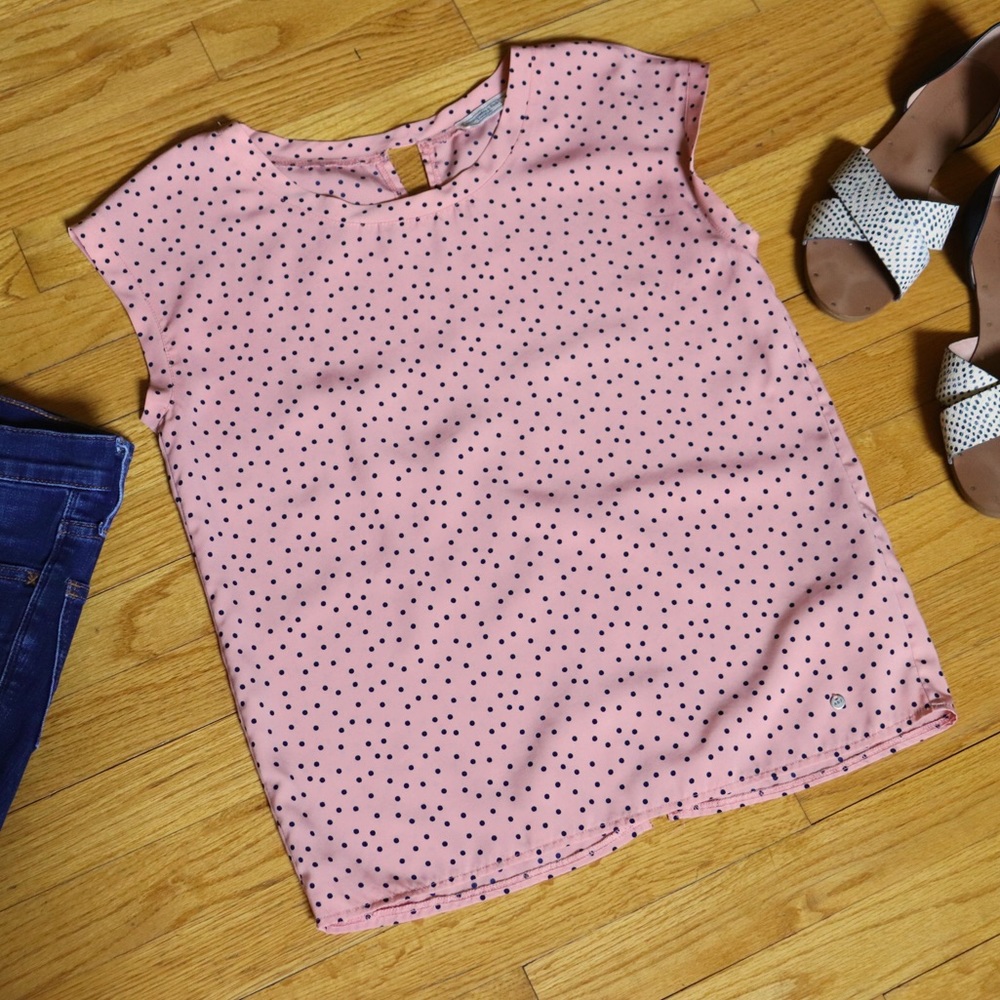 Abercrombie & Fitch pink/navy polka dot top, small